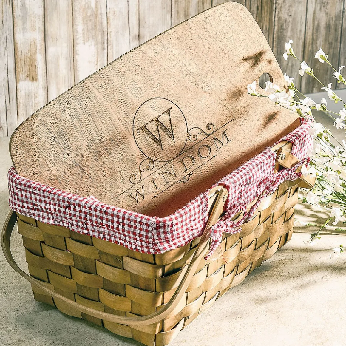Kansas Personalized Picnic Basket with Lid