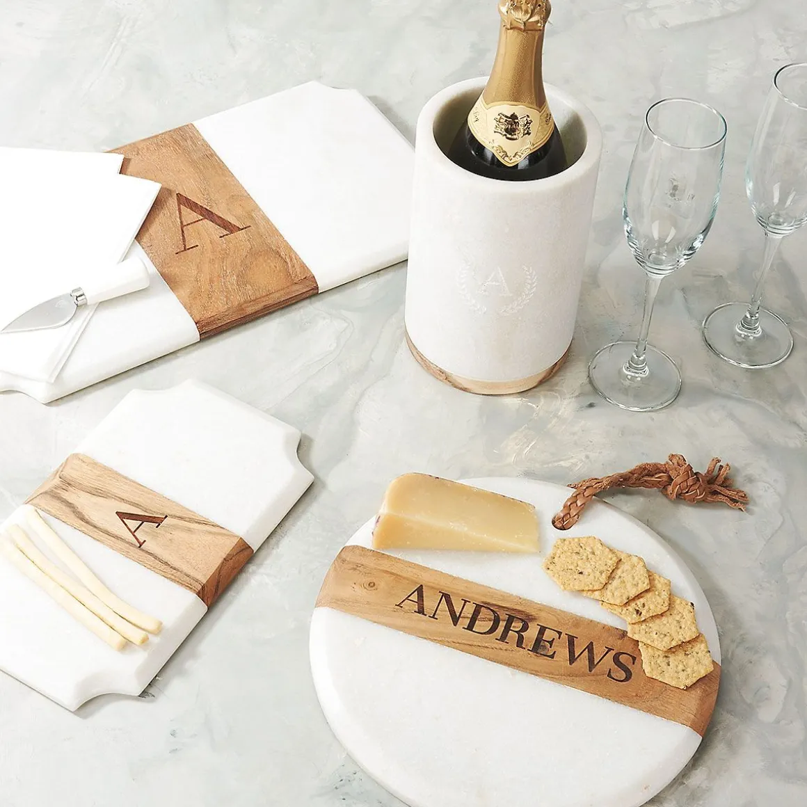 Round White Marble & Wood Personalized Board