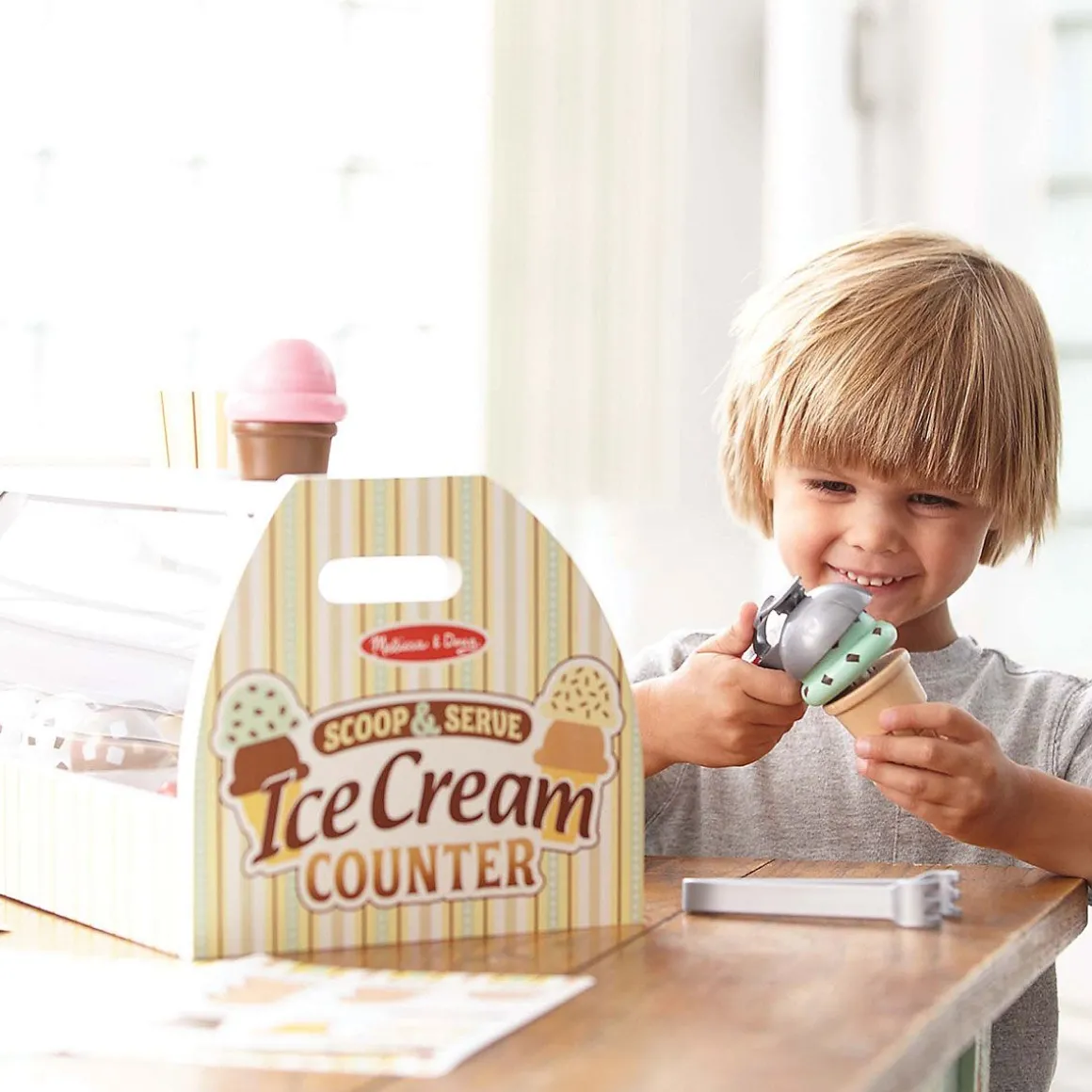 Scoop & Serve Personalized Ice Cream Counter
